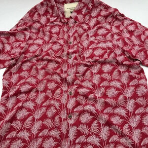 Island Republic Hawaiian Aloha 2XL Shirt Palm Tree Leaves Red Tropical 100% Silk